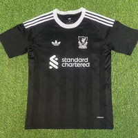 Liverpool Goalkeeper Stadium Shirt 2025-26