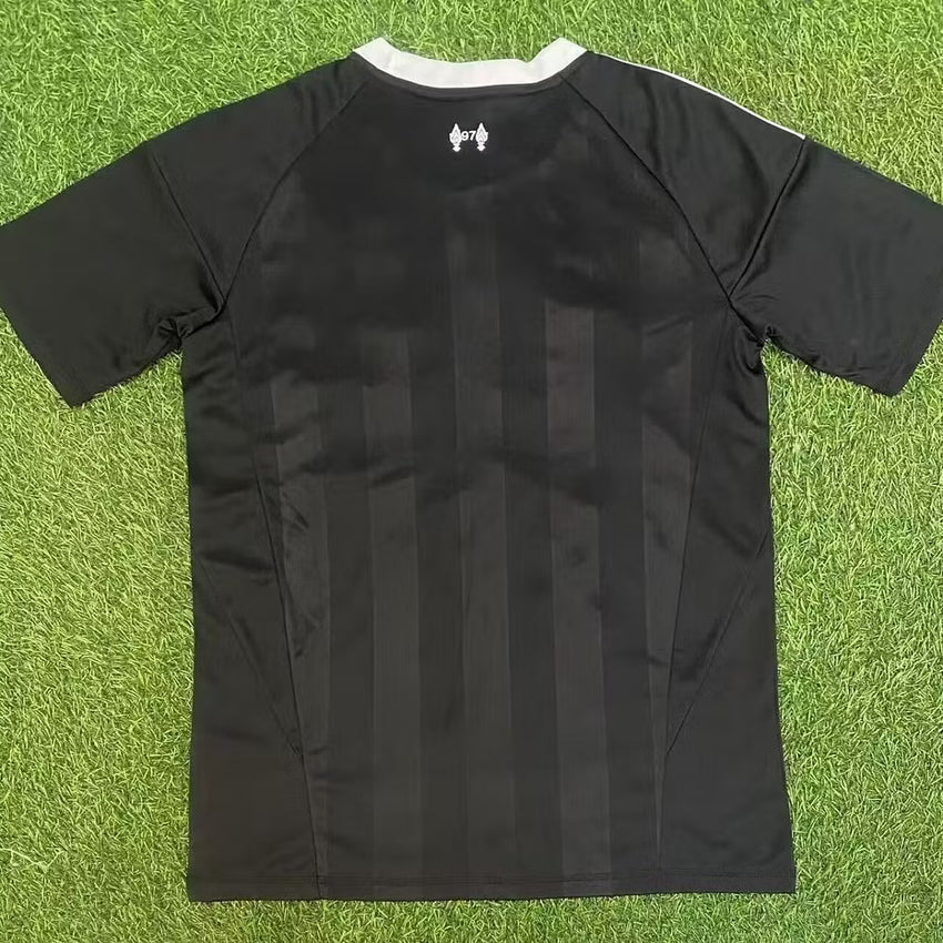 Liverpool Goalkeeper Stadium Shirt 2025-26